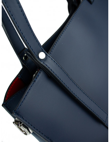 Dámská elegantní kožená kabelka Giostra Alina Medium do ruky