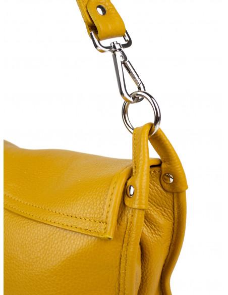 Dámská kožená kabelka Giostra Perlita se střapcem