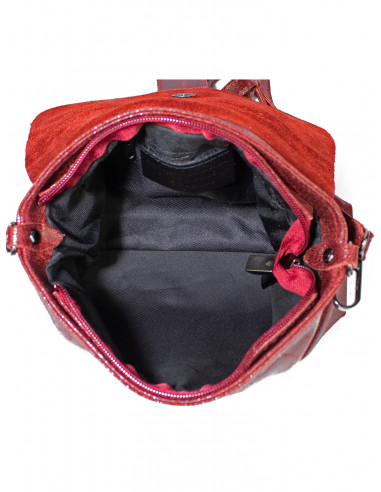 Dámská kožená crossbody kabelka Giostra Luna s kovovou ozdobou